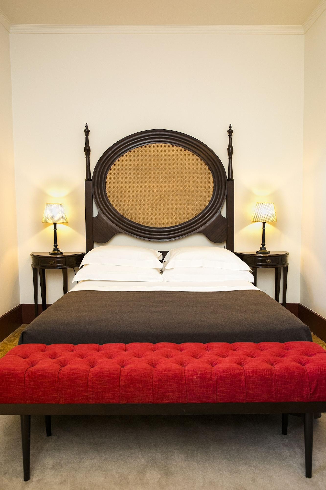 Pousada Mosteiro De Guimarães Extérieur photo A bed