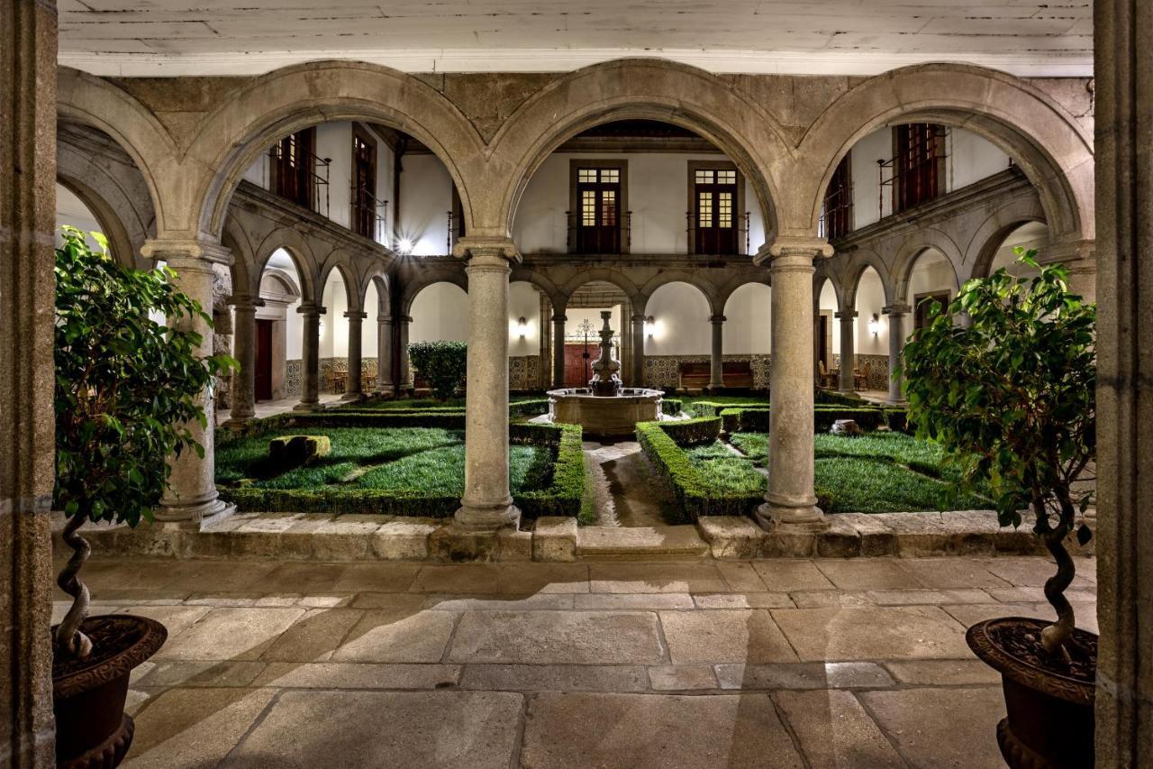 Pousada Mosteiro De Guimarães Extérieur photo The University of Salamanca