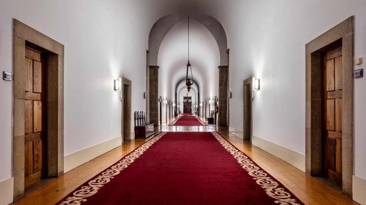 Pousada Mosteiro De Guimarães Extérieur photo The corridor of the Presidential Palace